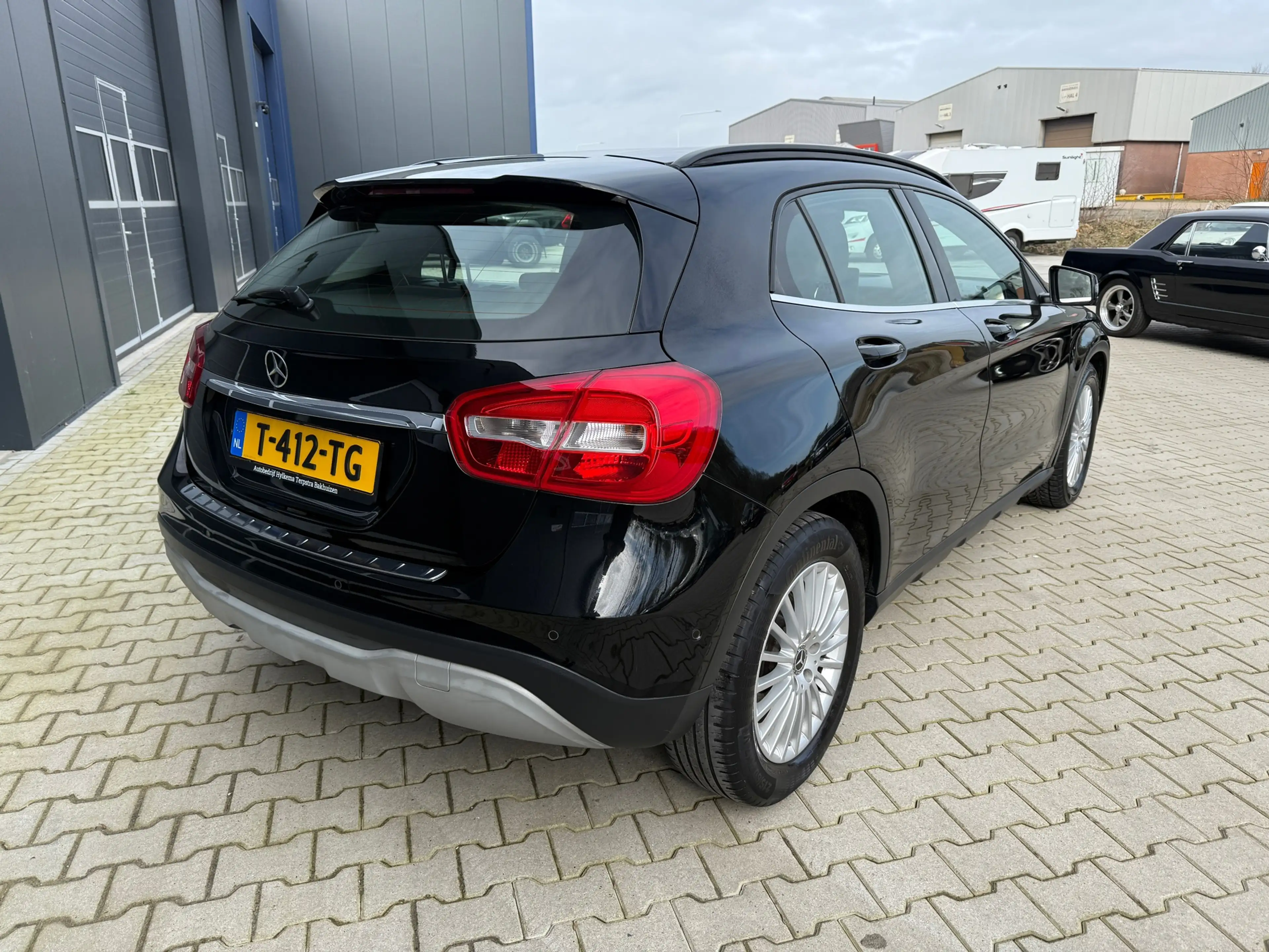 Mercedes-Benz GLA 180 Business Solution AMG — photo 6