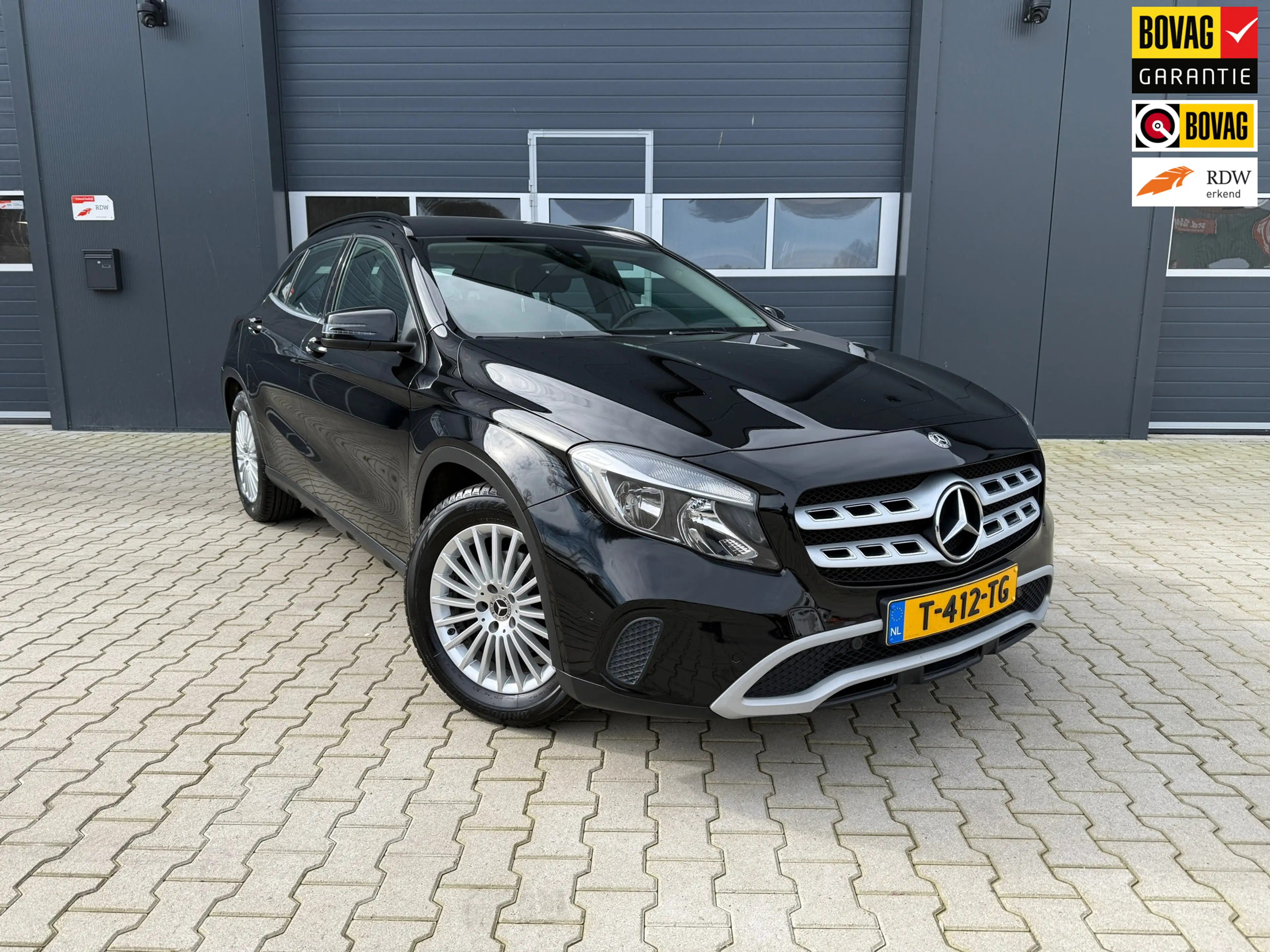 Mercedes-Benz GLA 180 Business Solution AMG