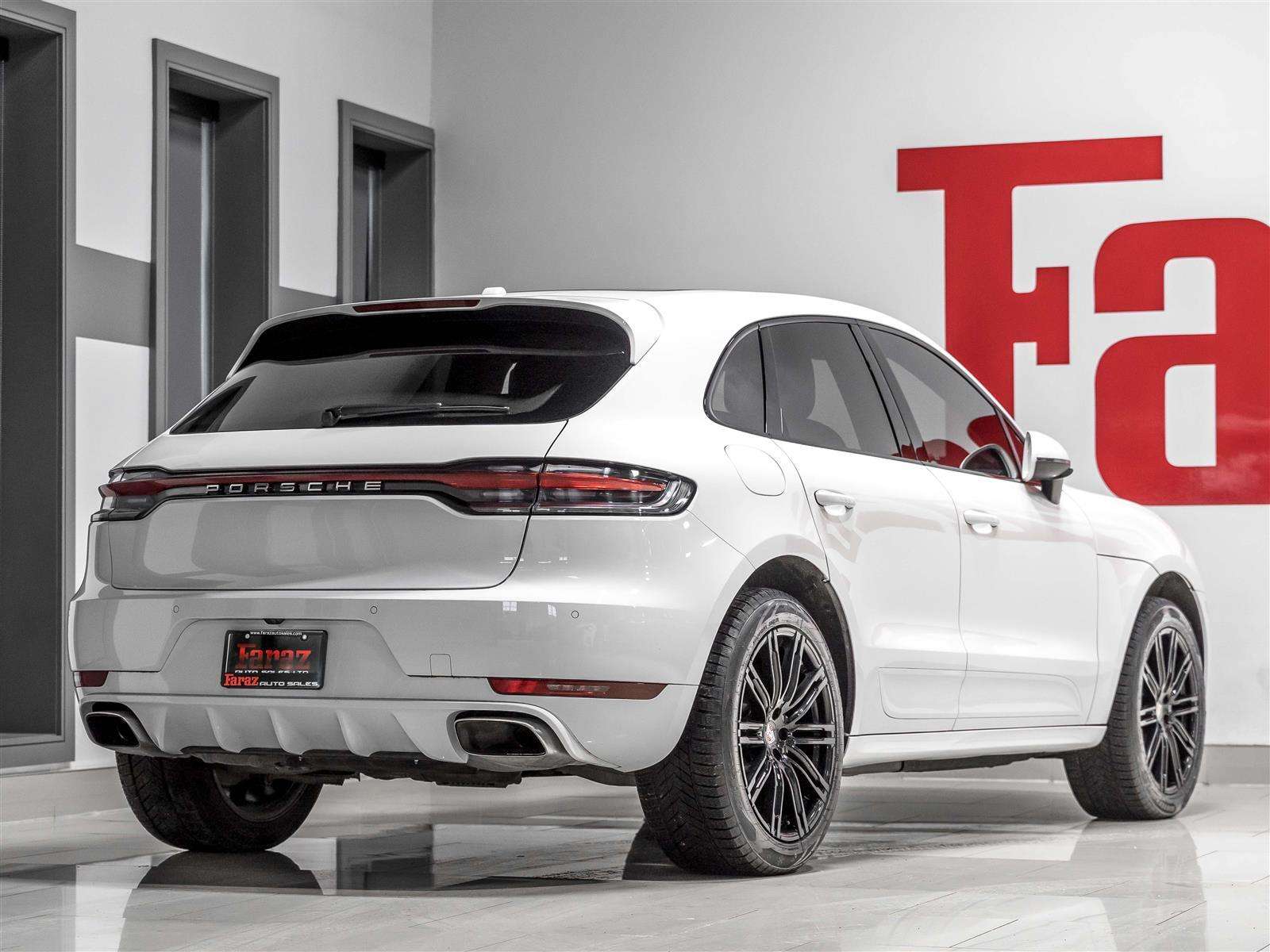 2020 Porsche Macan Accident Free|Canadian Vehicle|Carbon Fiber Heated alt 2