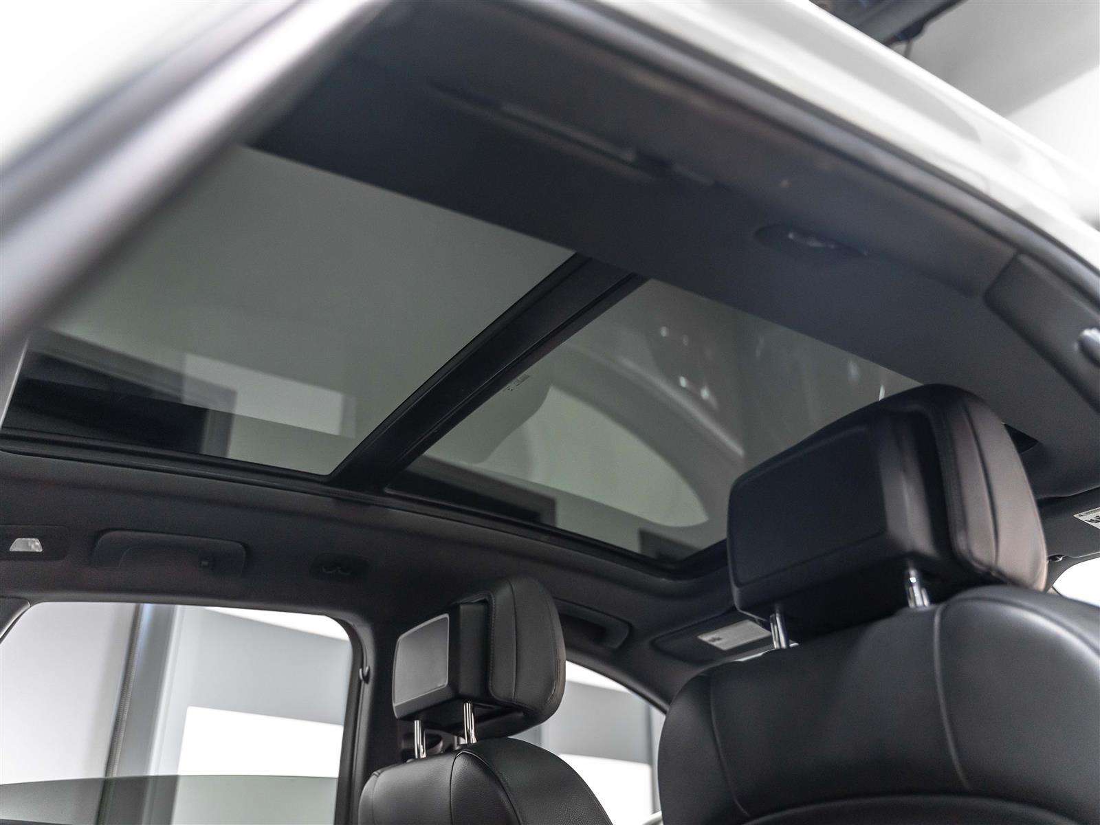 2020 Porsche Macan Accident Free|Canadian Vehicle|Carbon Fiber Heated thumb 11