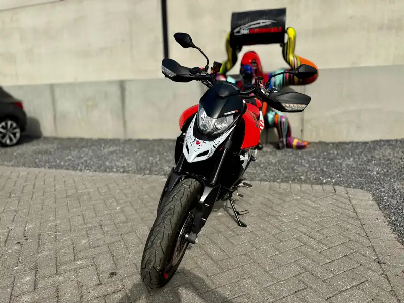 Ducati Hypermotard 950 - foto 3