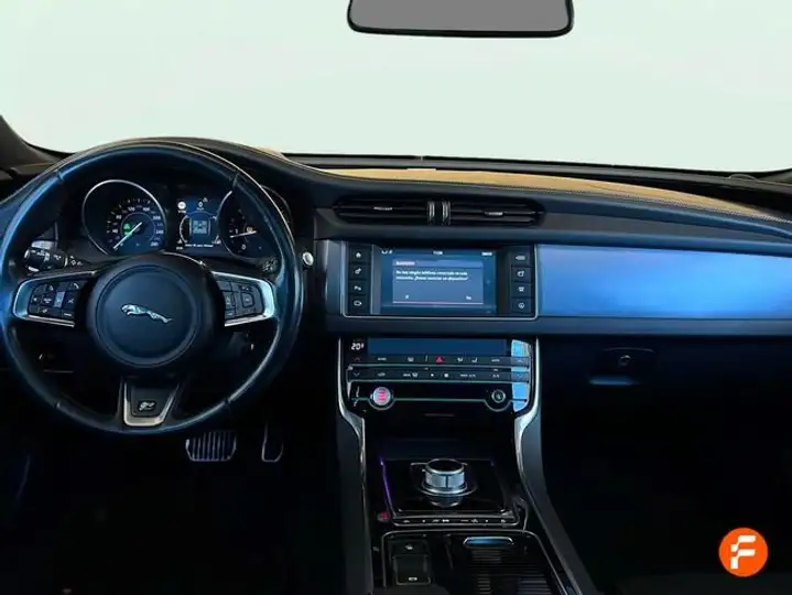 Jaguar XF 2015, foto 9