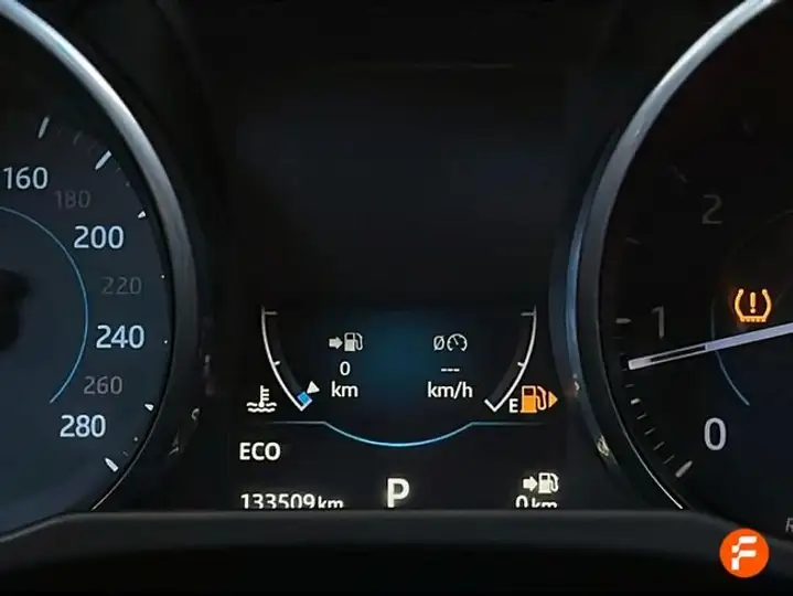 Jaguar XF 2015, foto 10