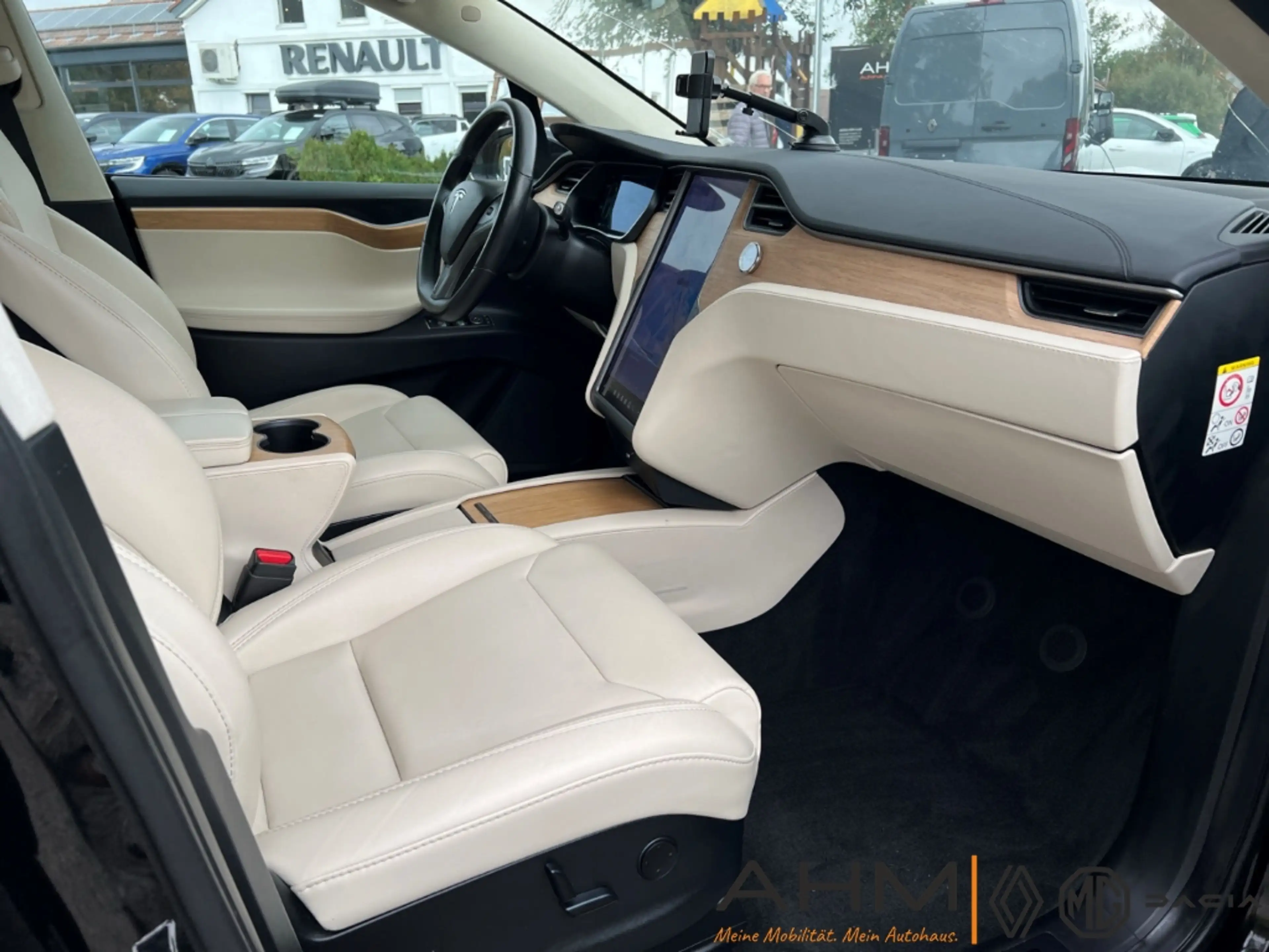 Tesla Model X AWD DUAL LONG RANGE GEWERBE/HÄNDLER — photo 14