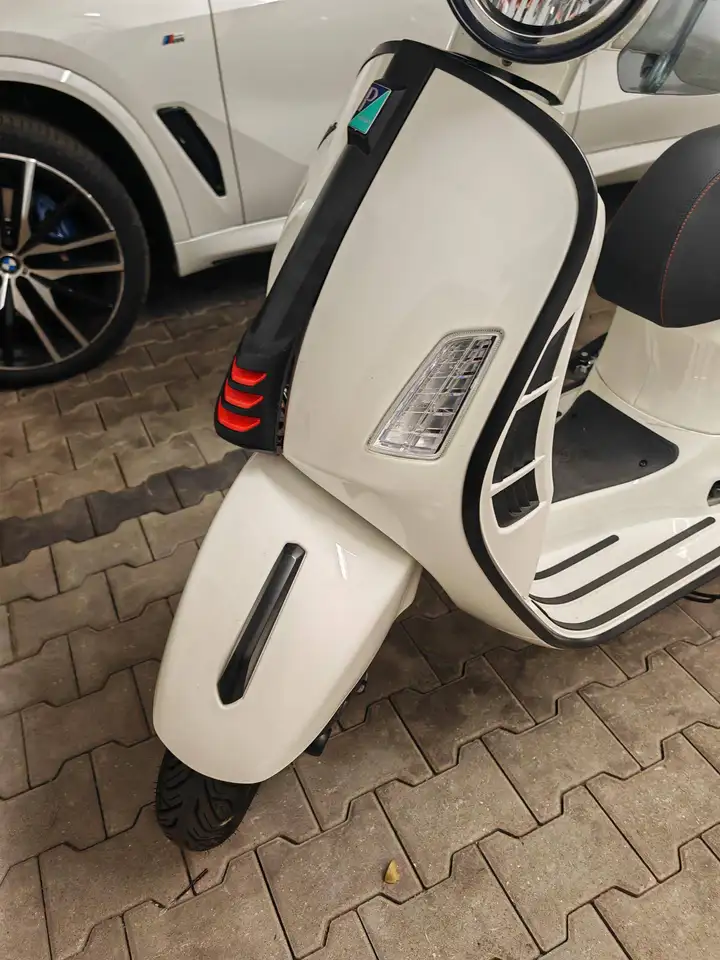 Vespa GTS Super Sport