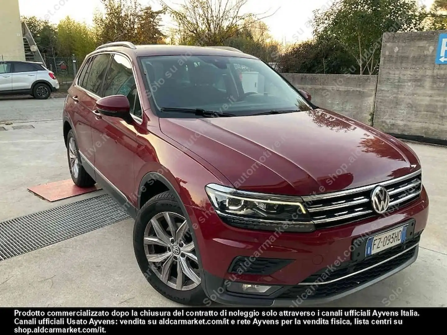 Volkswagen Tiguan 2019 2.0 tdi Advanced 4motion 150cv dsg Rouge - 1