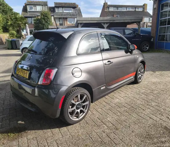 Fiat 500 view 2