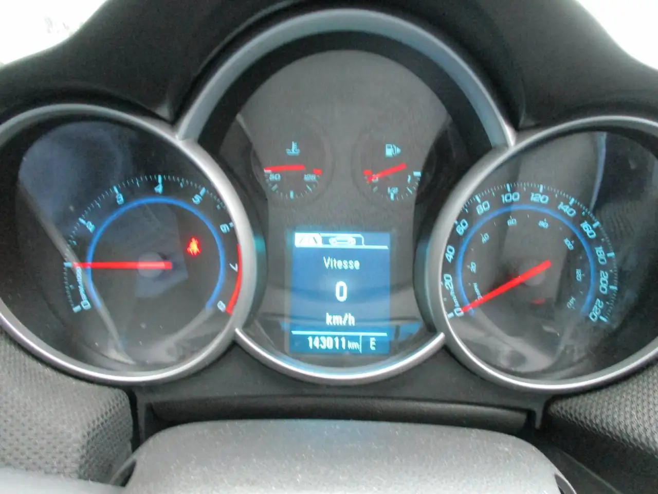 Chevrolet Cruze снимка Chevrolet Cruze