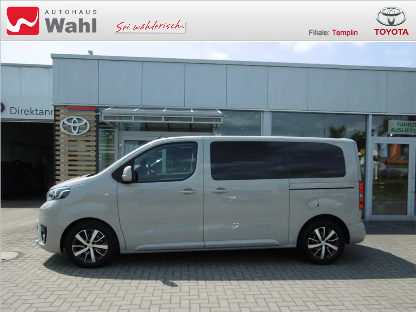 Toyota Proace Verso 2.0 L1 Executive Beige - 2