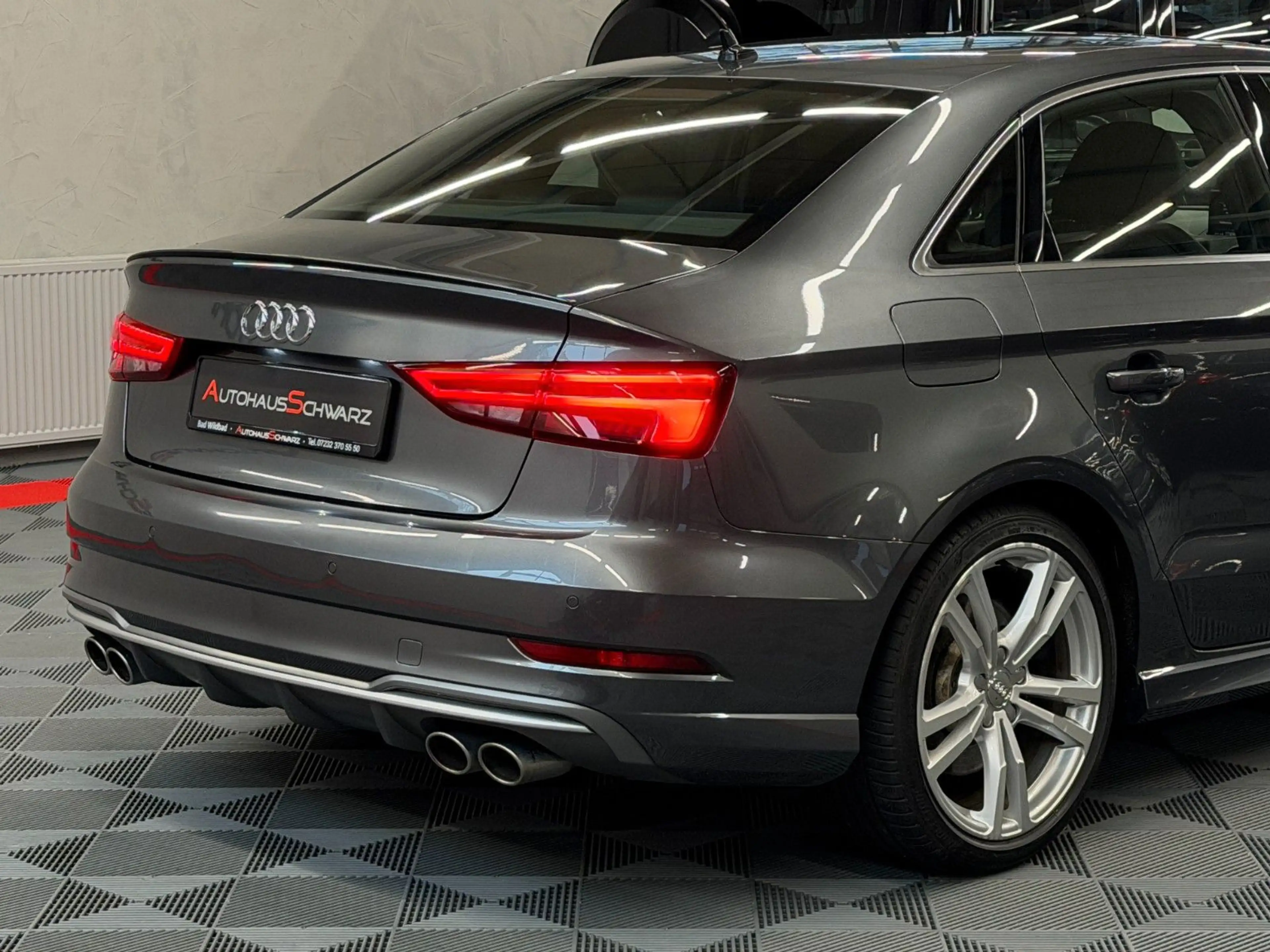 Audi S3 Lim. 2.0 TFSI quattro Led Navi T-Leder Tempo — photo 11