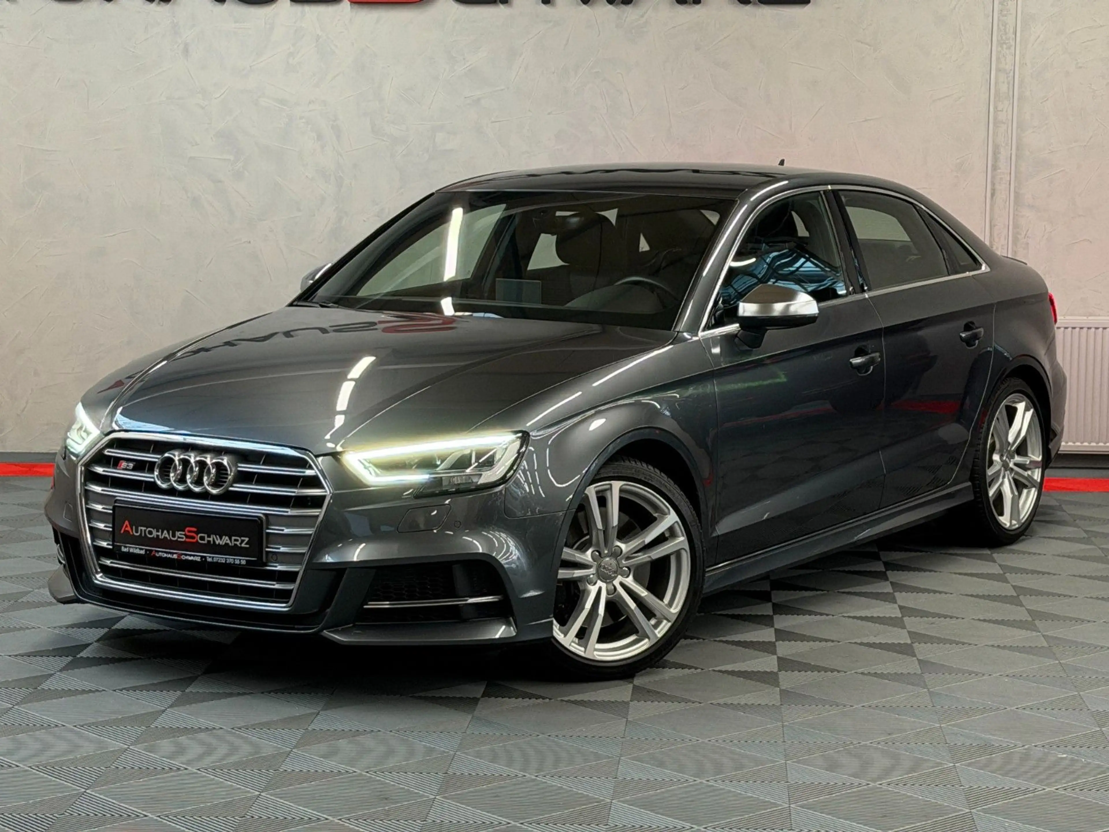 Audi S3 Lim. 2.0 TFSI quattro Led Navi T-Leder Tempo — photo 3
