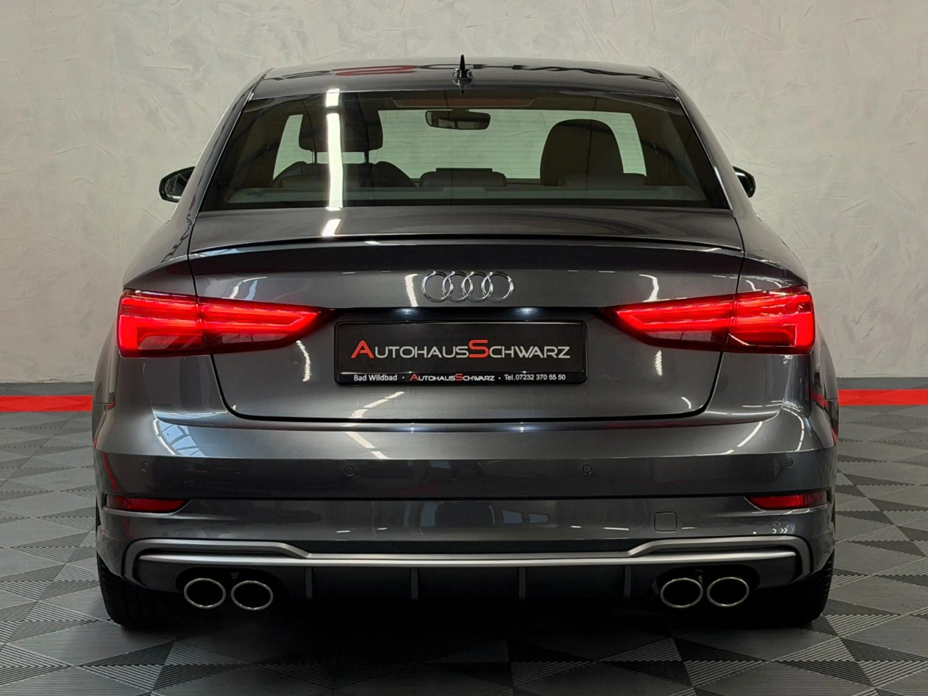 Audi S3 Lim. 2.0 TFSI quattro Led Navi T-Leder Tempo — photo 6