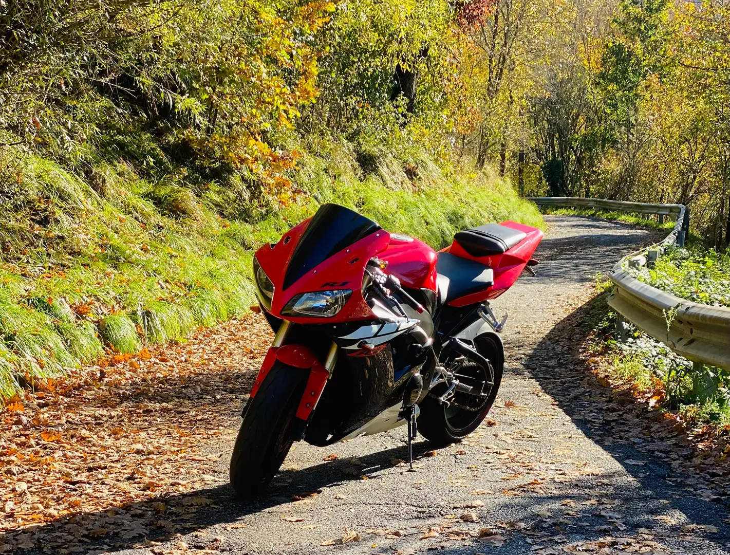 Yamaha YZF-R1 RN09 iscritta ASI Rojo - 1