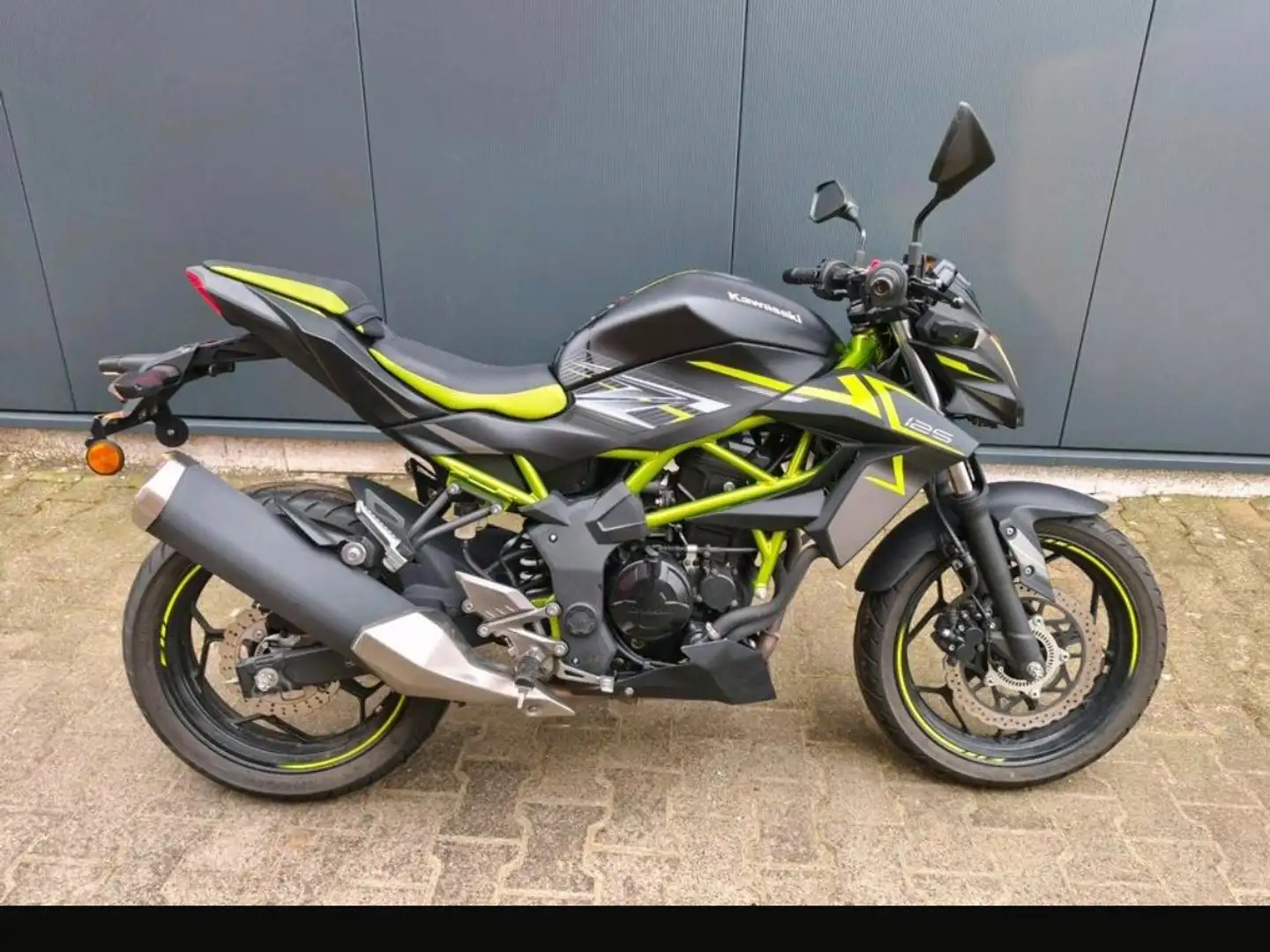 Kawasaki Z 125 Чорний - 1