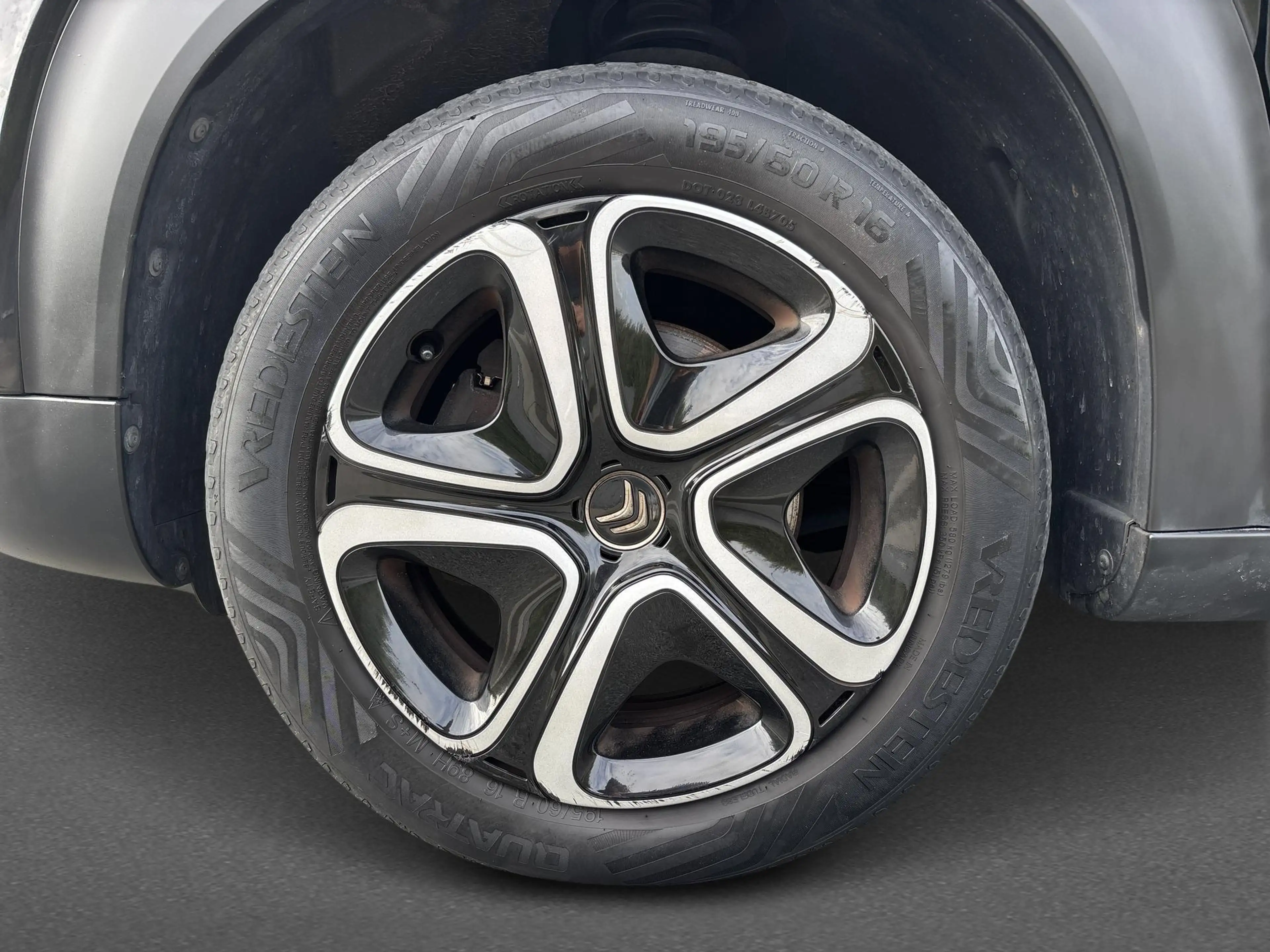 Citroen C3 Aircross 1.2 PureTech S&S Feel — photo 11