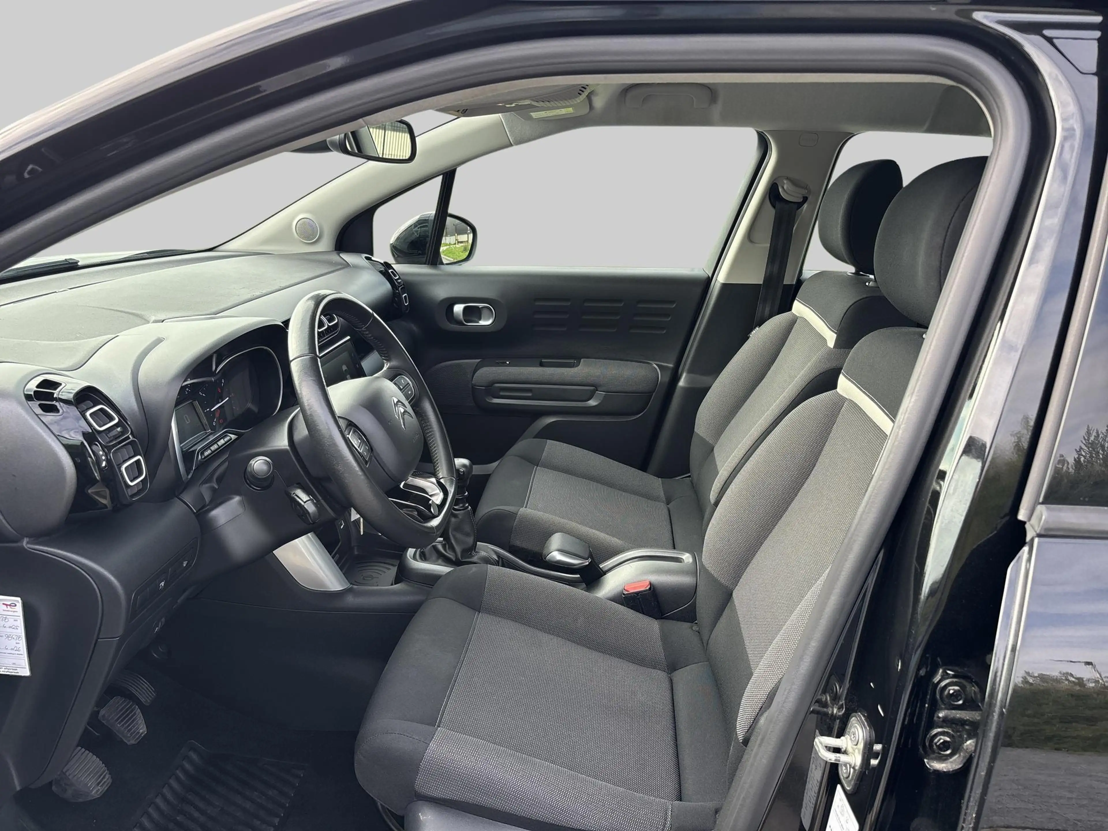 Citroen C3 Aircross 1.2 PureTech S&S Feel — photo 12