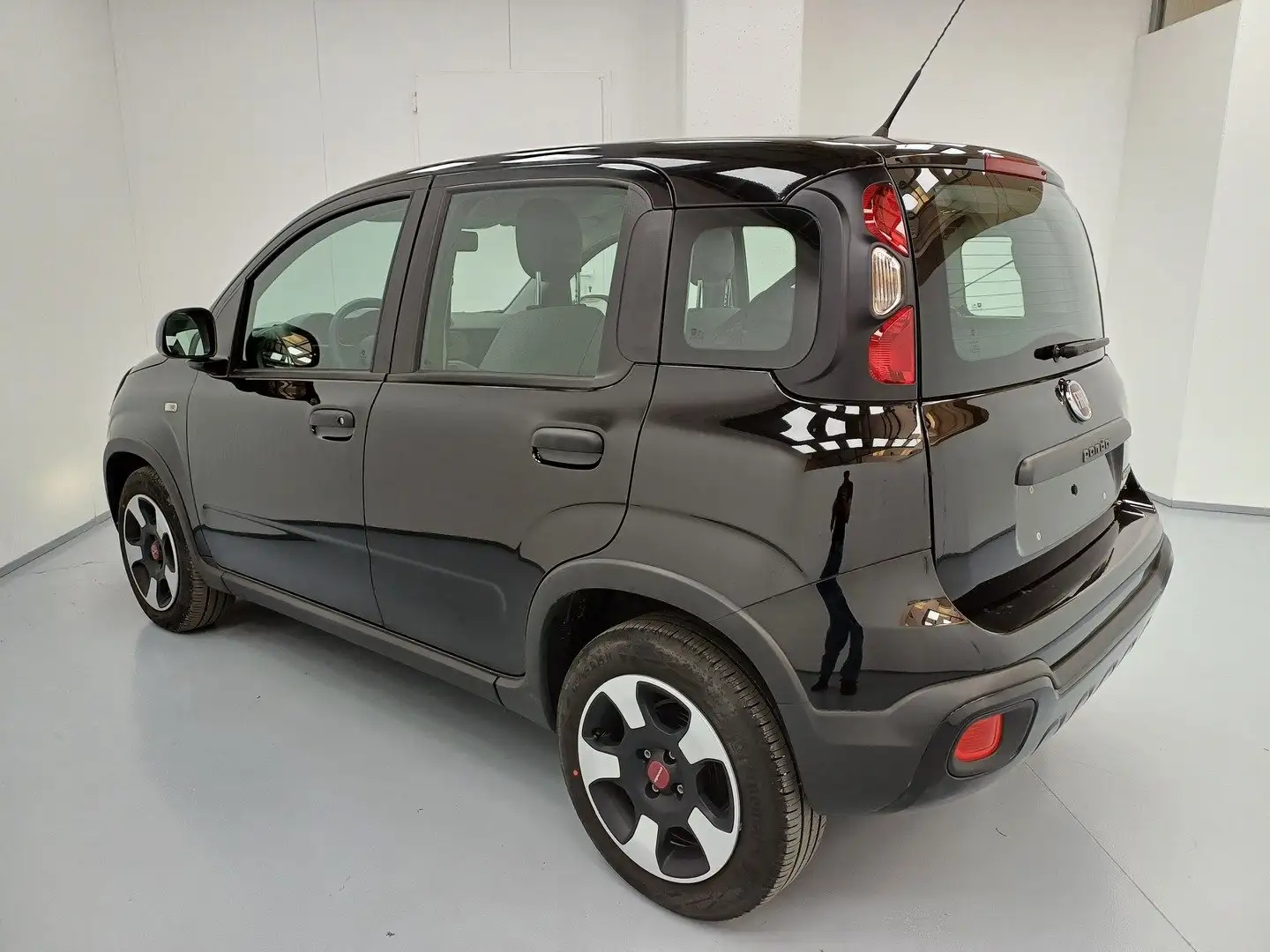 Fiat Panda CROSS 1.0 GSE FIREFLY HYBRID 70CV 5POSTI PROMO! Nero - 2