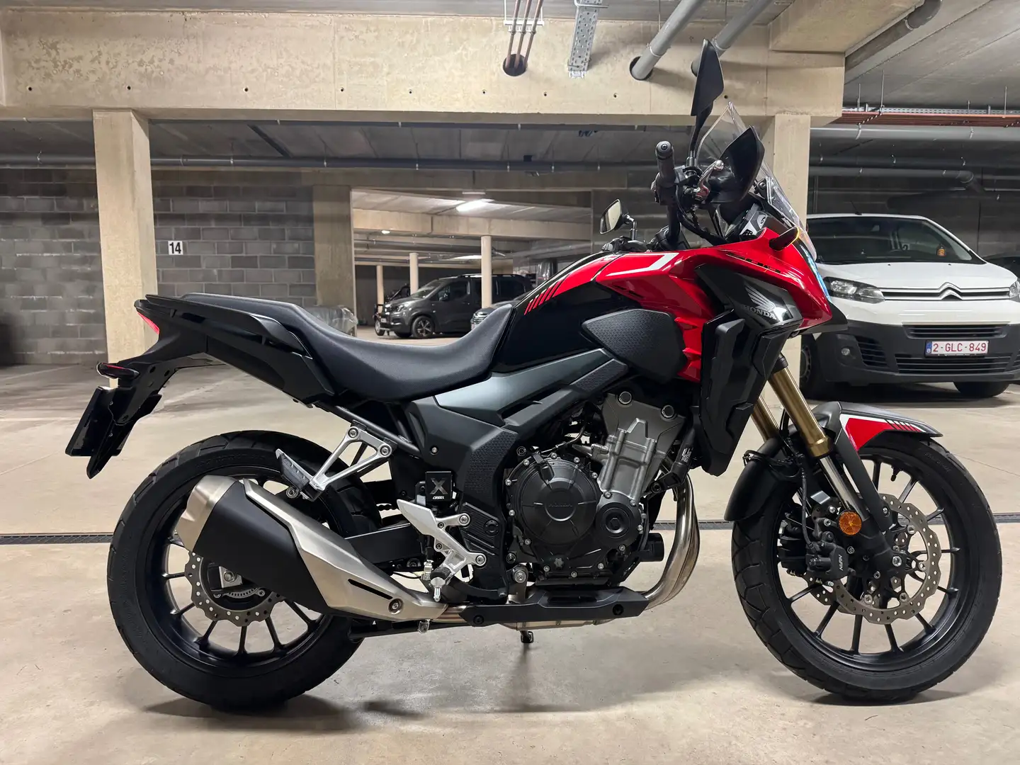 Honda CBX 500 Červená - 1