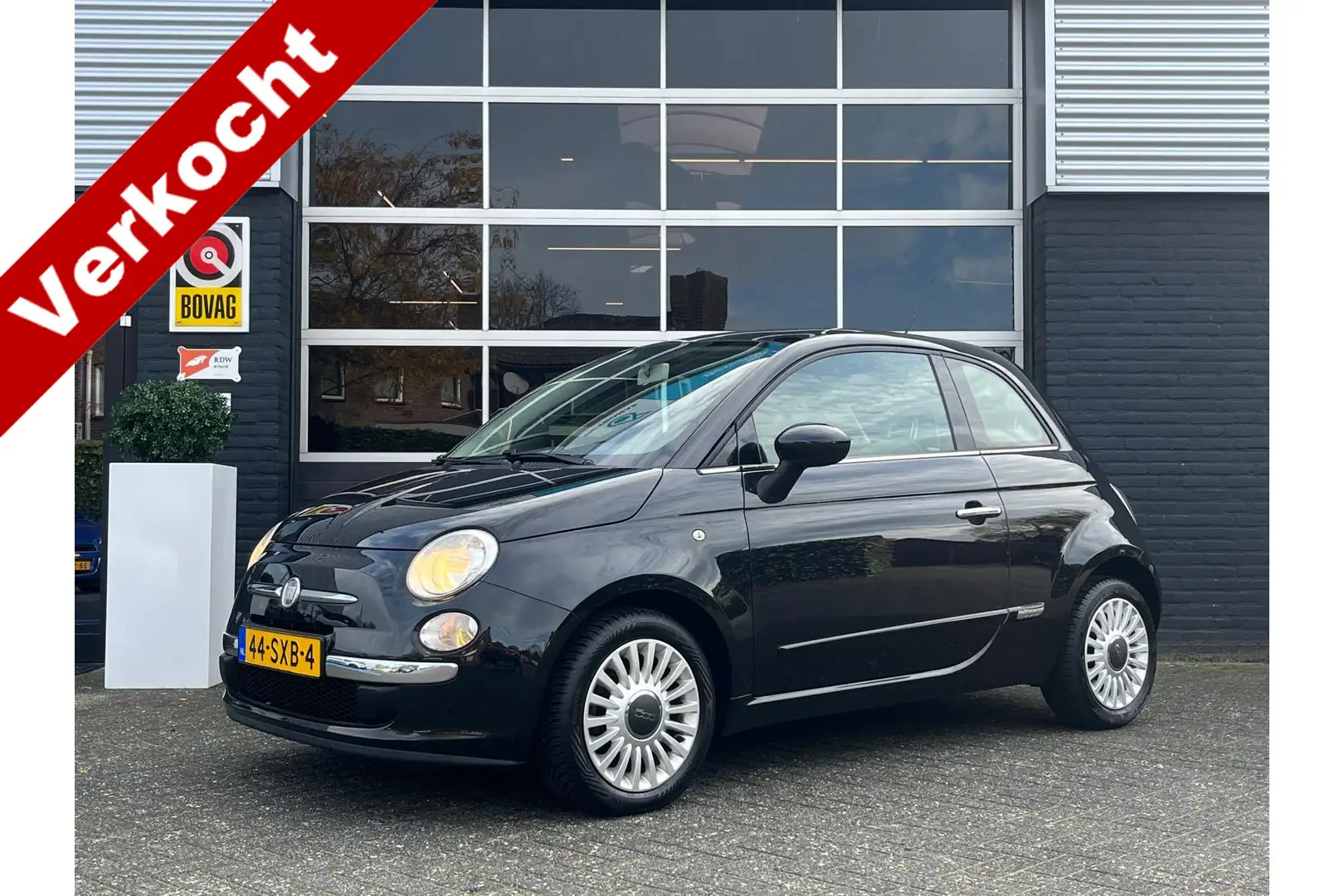 Fiat 500 1.2 Lounge, Airco, Bluetooth, Pano, Radio, NAP Zwart - 1