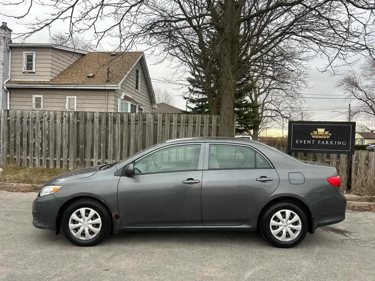 Toyota Corolla снимка Toyota Corolla