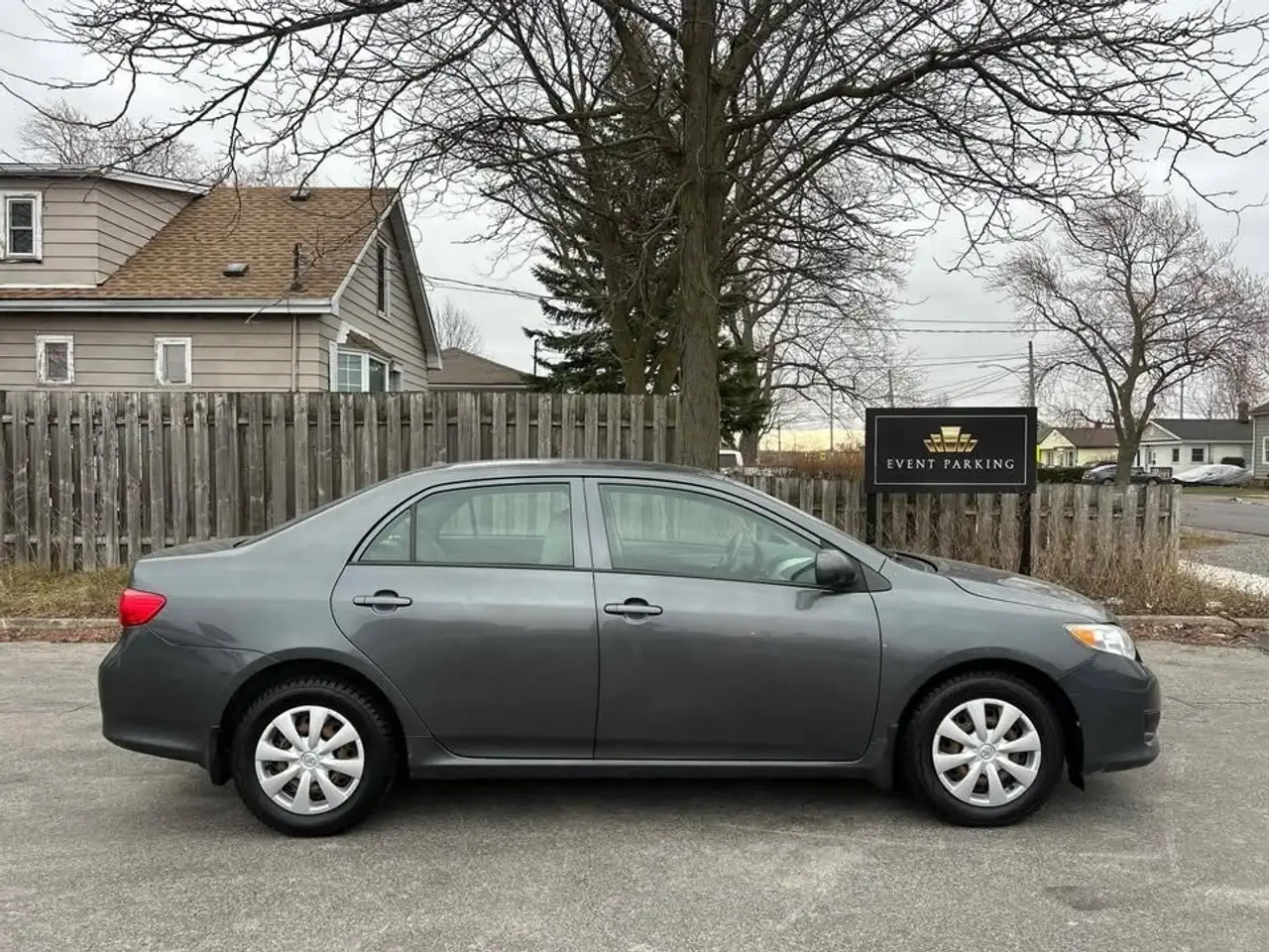 Toyota Corolla снимка Toyota Corolla