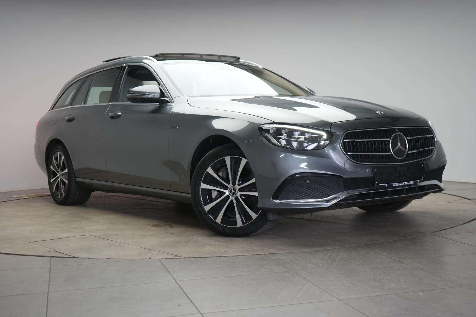 Second hand Mercedes Benz E-Class 300