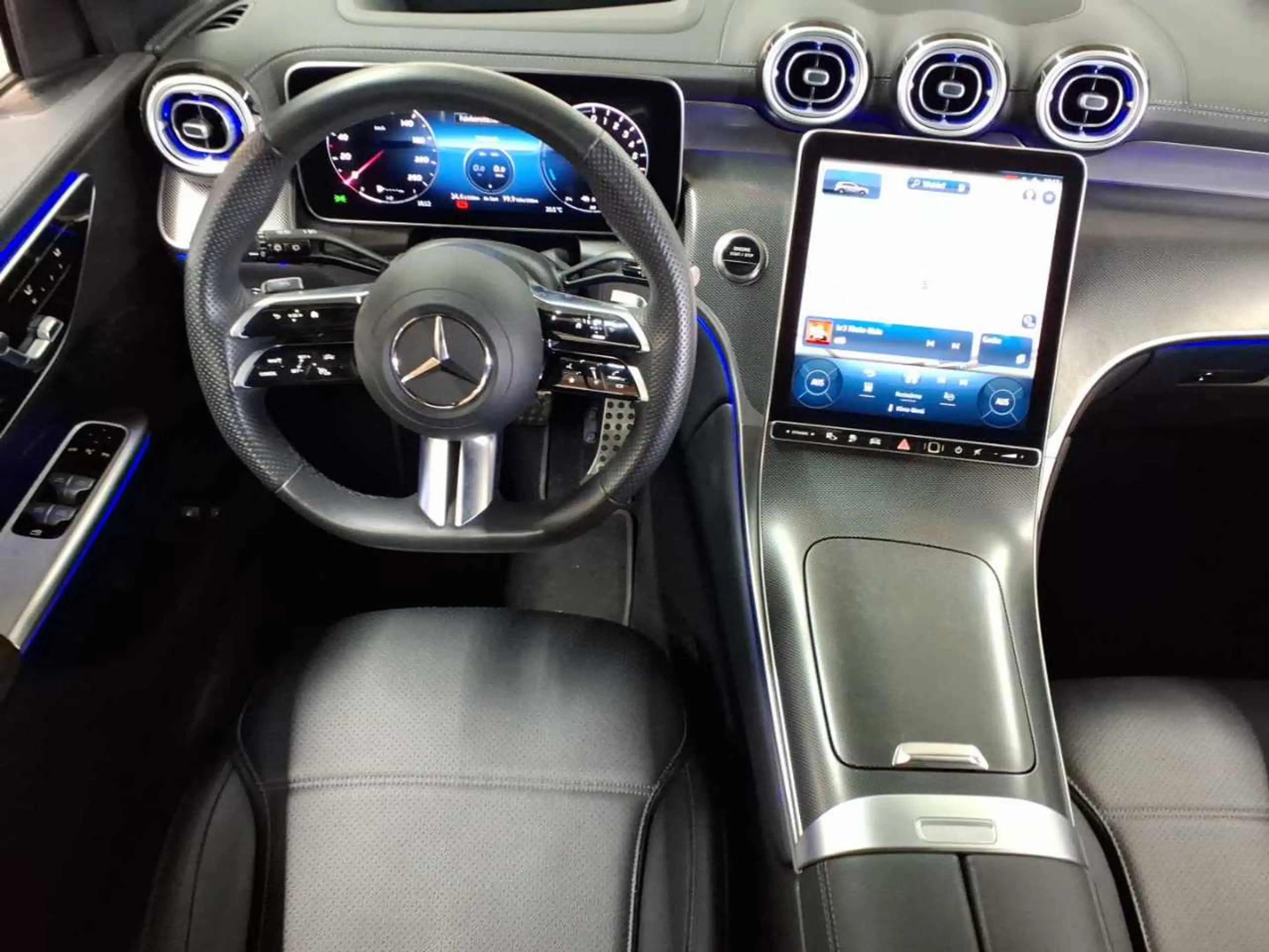 Mercedes-Benz GLC 400 e 4Matic 9G-TRONIC AMG Line Advanced — photo 10