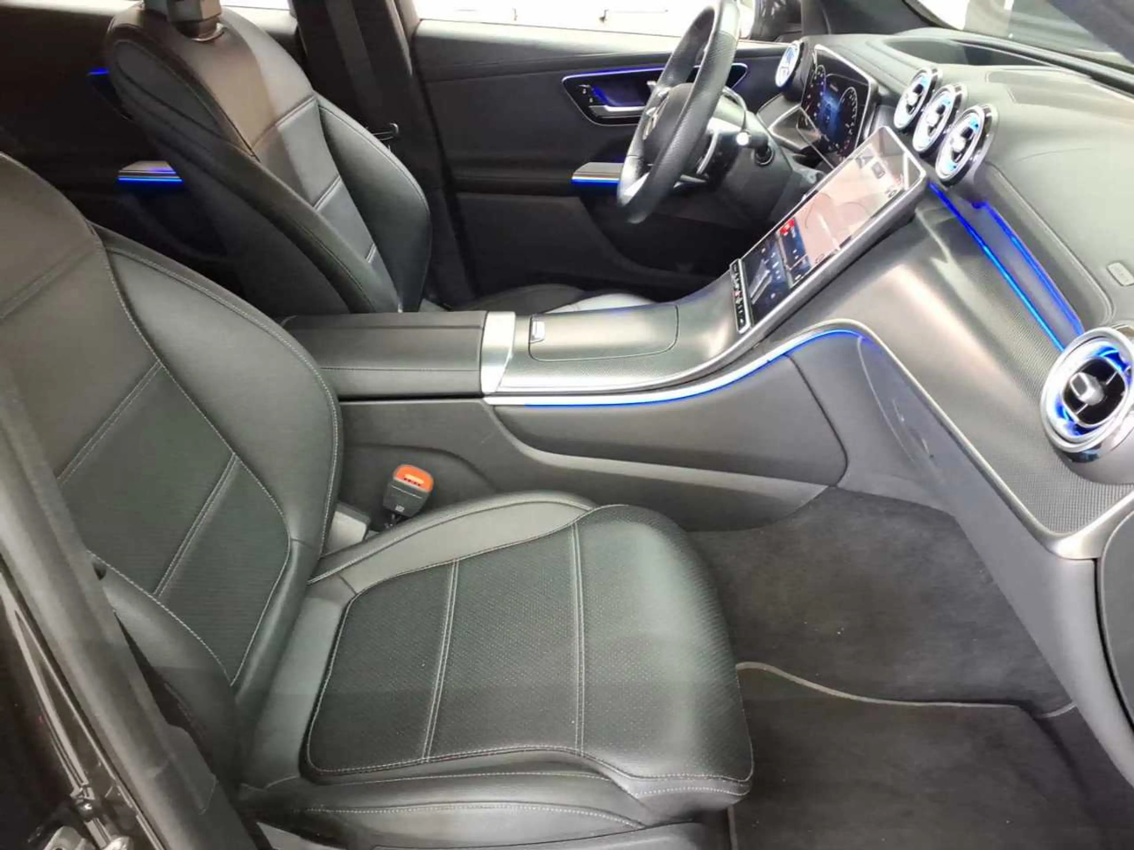 Mercedes-Benz GLC 400 e 4Matic 9G-TRONIC AMG Line Advanced — photo 8