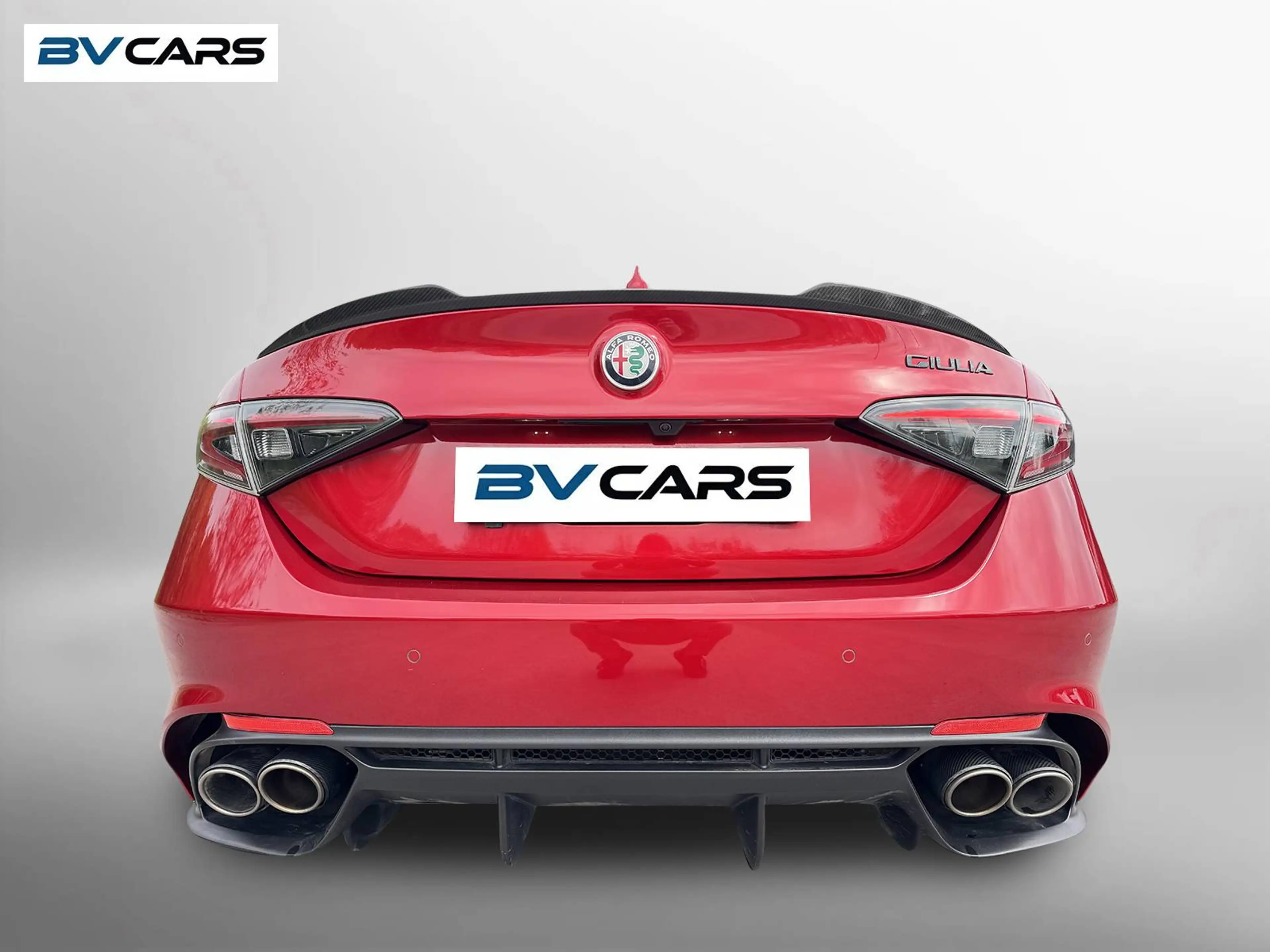 Alfa Romeo Giulia 2.9 T V6 Quadrifoglio Akrapovic/307km/h/CarPlay — photo 7