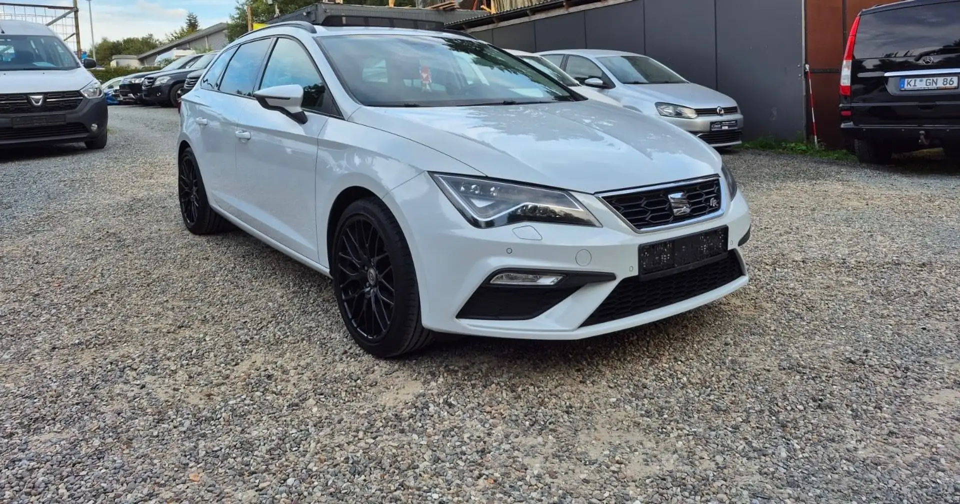 SEAT Leon ST 1.8 TSI 132kW Start&Stop FR DSG*Tüv Neu* Blanc - 1