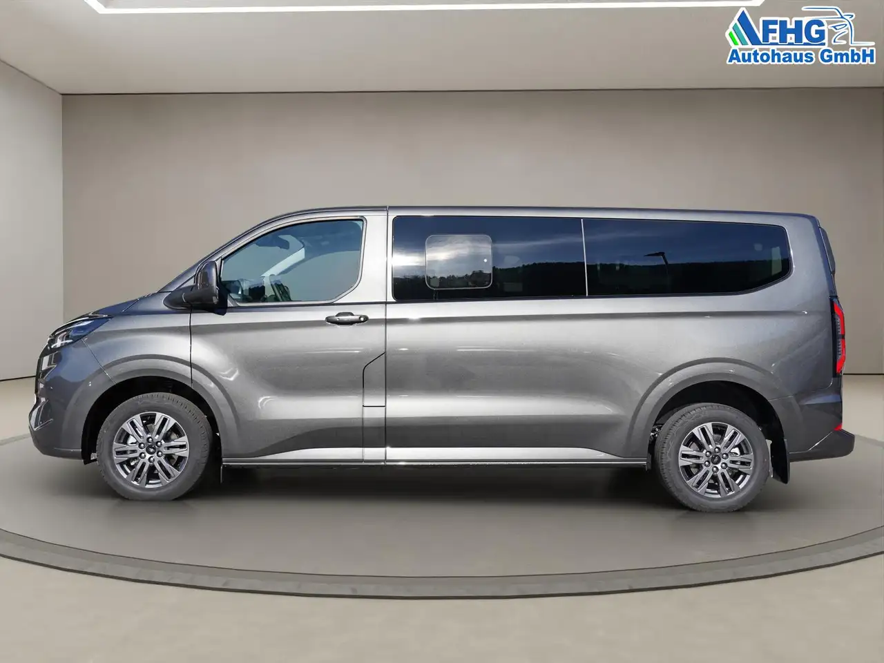 Ford Tourneo Custom 2026