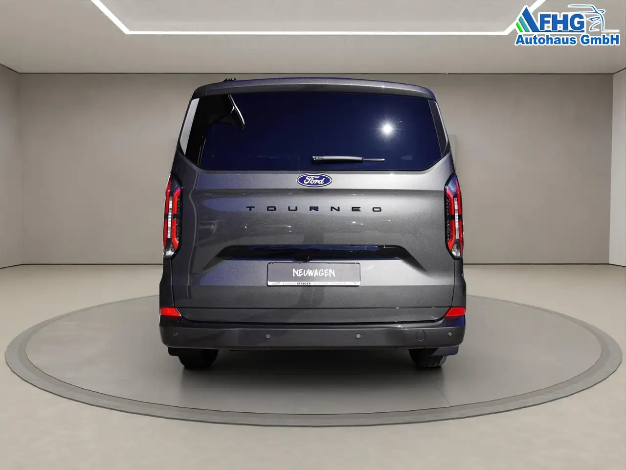 Ford Tourneo Custom 2026