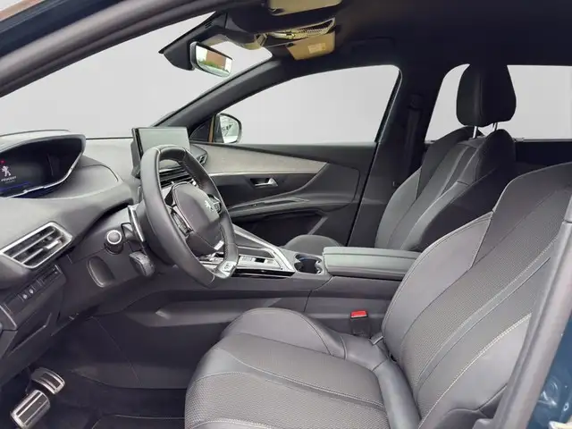 Peugeot 5008 view 8