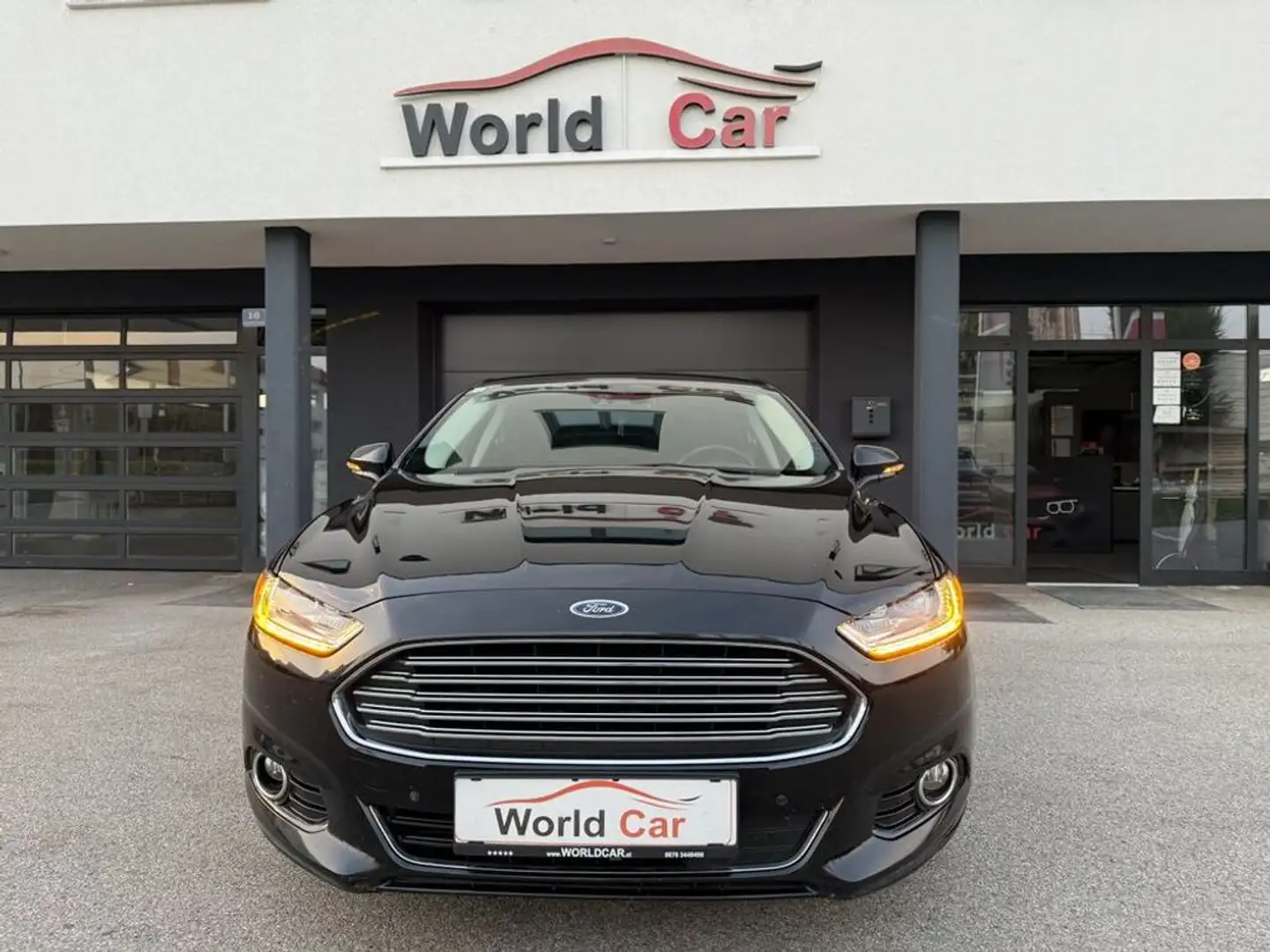 Ford Mondeo Titanium 2,0 TDCi AWD LED/NAVI/R.Kamera Schwarz - 2