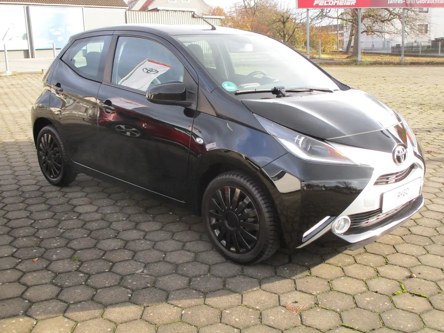 Toyota Aygo Aygo 5-Türer x-play touch Schwarz - 2