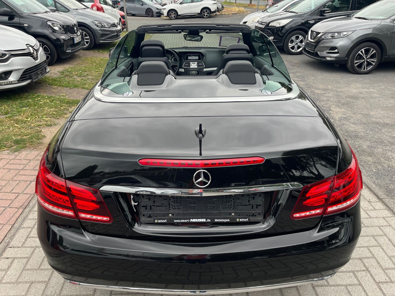 Mercedes-Benz E 350 E Cabrio°Kamera°OPA´s Auto aus 1Hand — photo 6