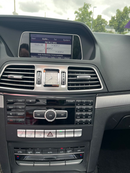 Mercedes-Benz E 350 E Cabrio°Kamera°OPA´s Auto aus 1Hand — photo 12