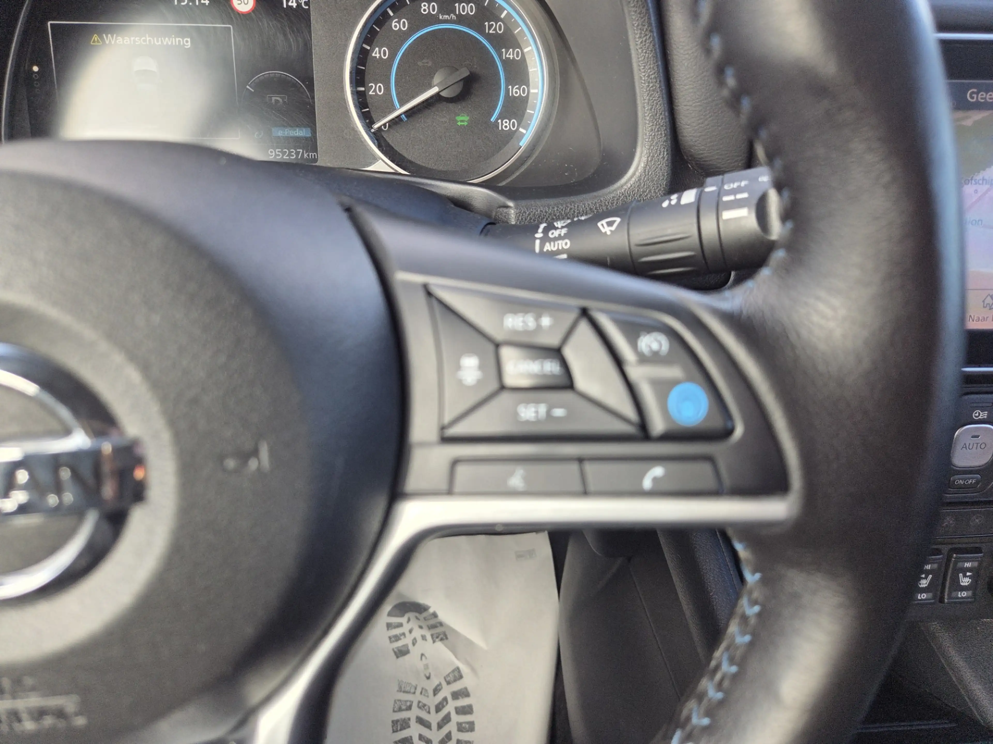 Nissan Leaf E+ Tekna 62 kWh/DEALER ONDERHOUD — photo 21