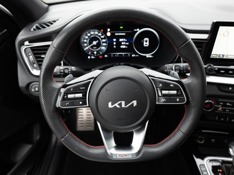 Kia ProCeed / pro_cee'd — photo 13