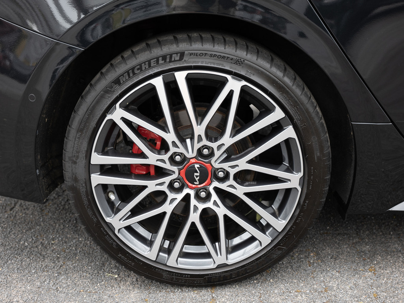 Kia ProCeed / pro_cee'd — photo 10