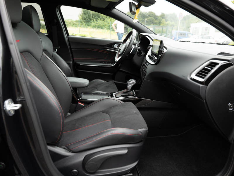 Kia ProCeed / pro_cee'd — photo 8