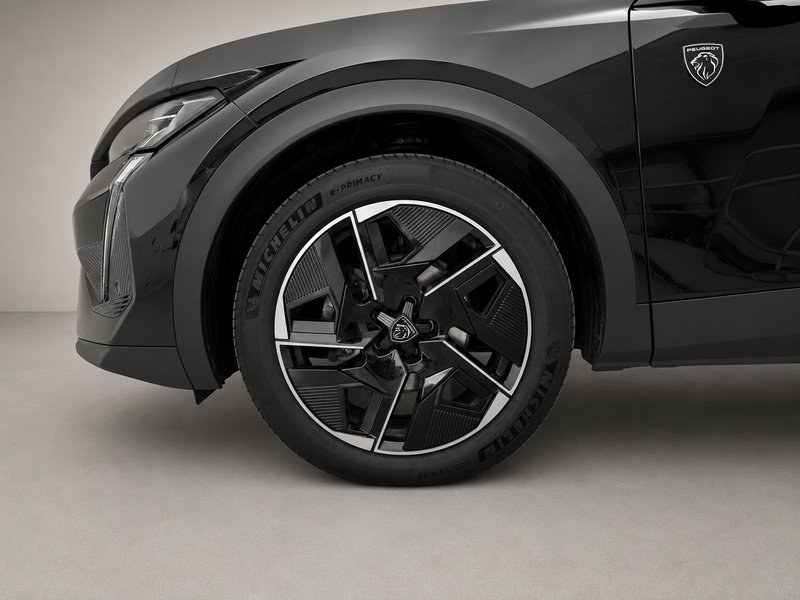 Peugeot 408 PureTech 130 GT Aut. NP 39.405 *-39% — photo 9