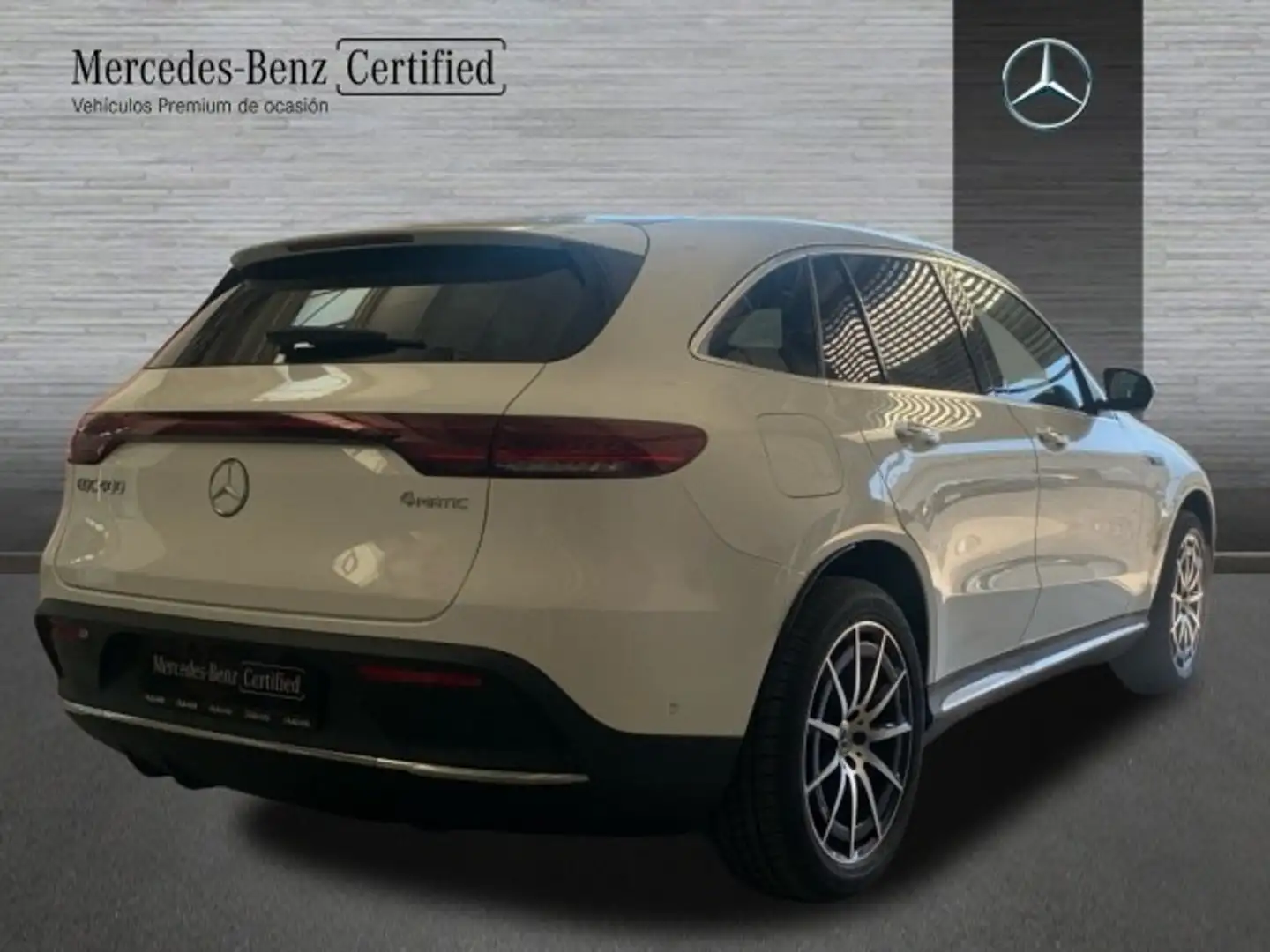 Mercedes-Benz EQC 400 4MATIC - 2