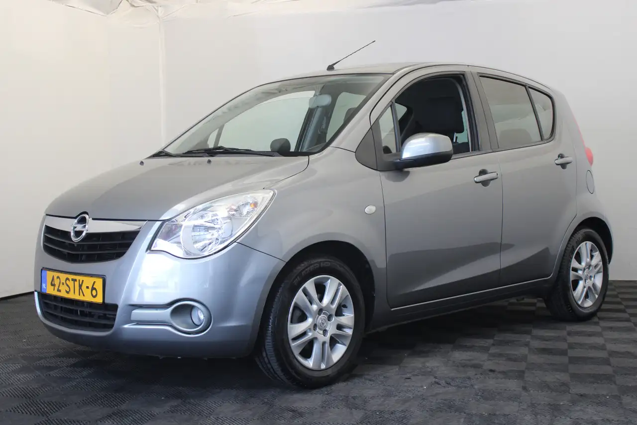 Opel Agila