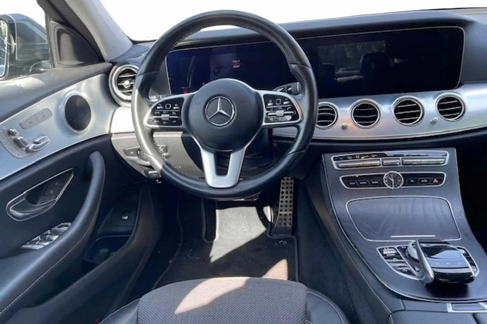 Mercedes-Benz E 200 d Grijs - 2