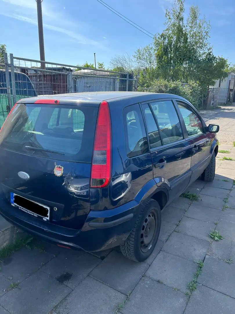 Ford Fusion Ambiente Blau - 1