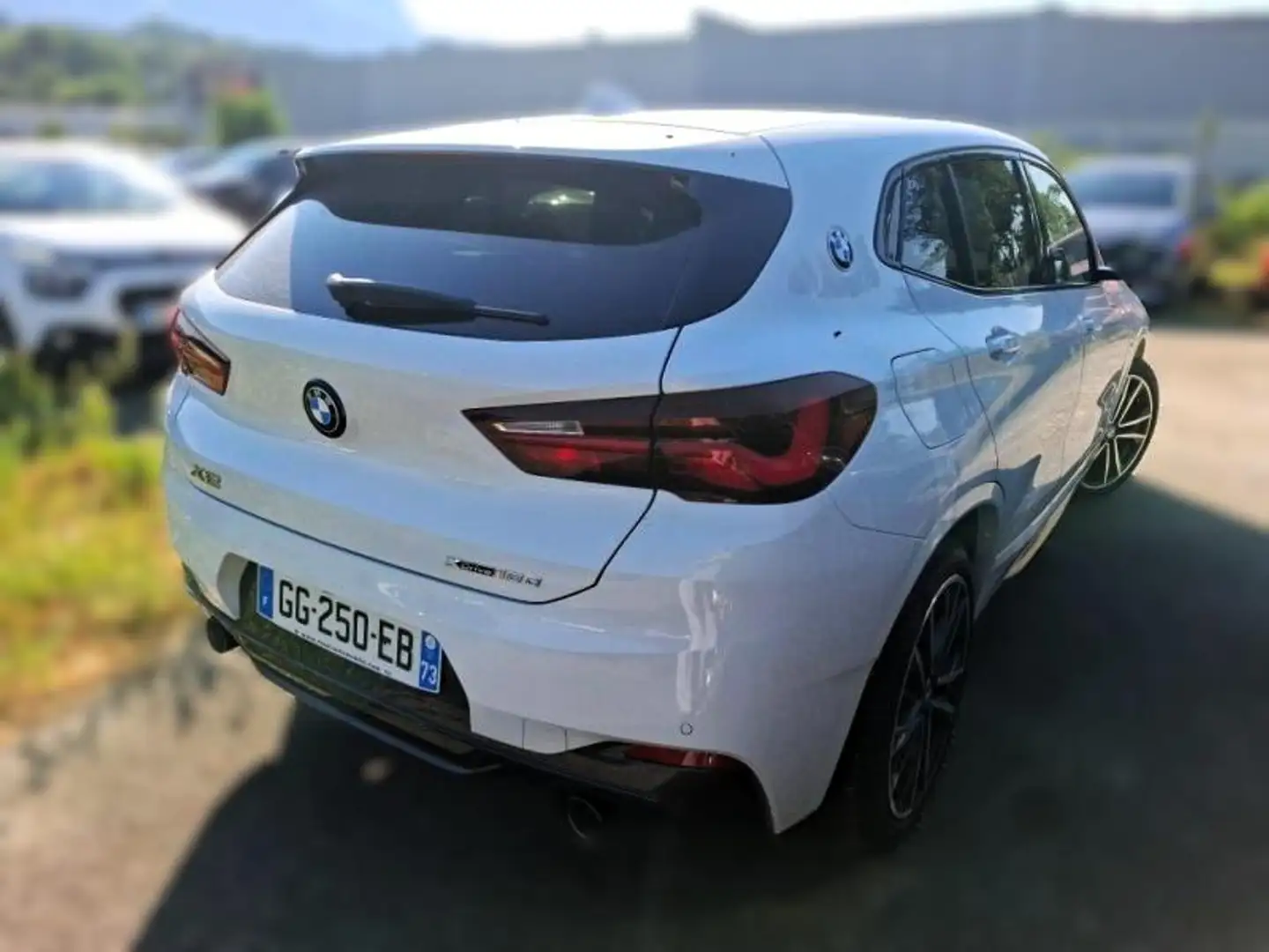 BMW X2 xDrive18dA 150ch M Sport Euro6d-T Blanc - 2