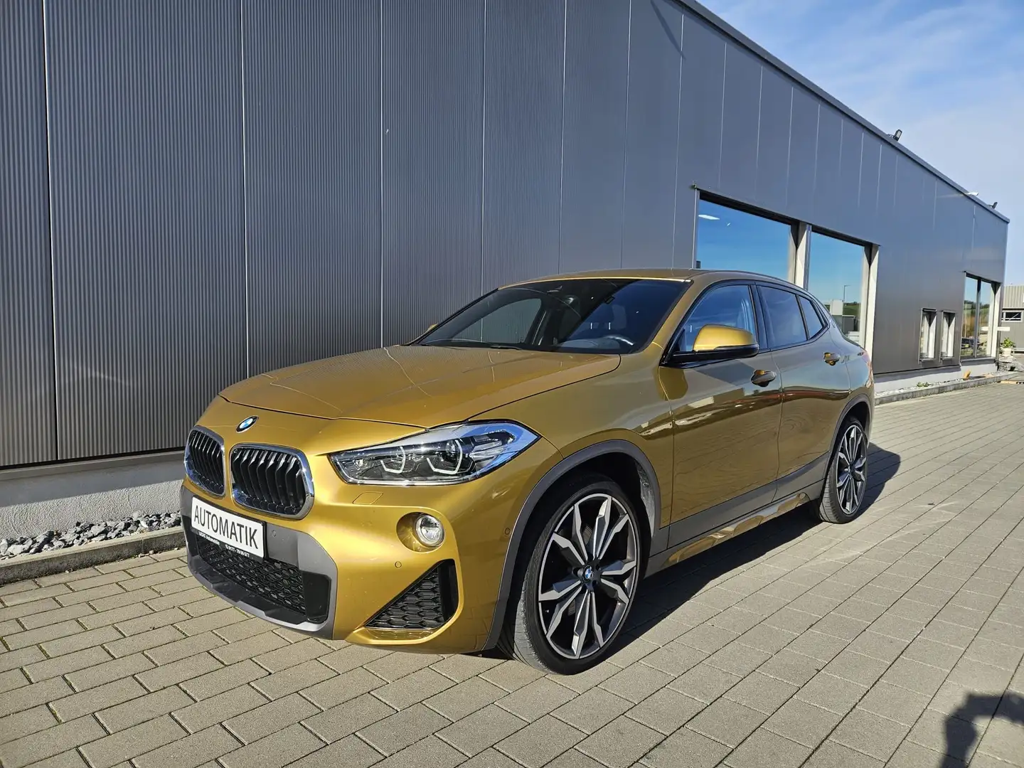 BMW X2 xDrive 25 d M Sport X/1.Hand/Automatik/Harman/Kard Gold - 1