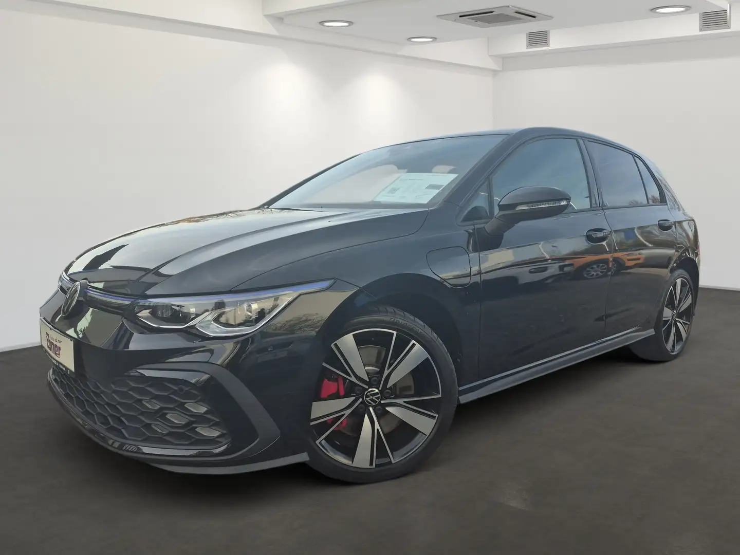 Volkswagen Golf VIII GTE 245PS PHEV DSG KAMERA+ACC+MATRIX+NAVI+APP Schwarz - 2