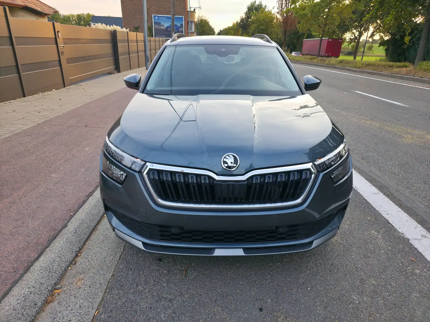 Skoda Kamiq Kamiq 1.0 TSI Ambition 1°EIG. IN PERFECTE STAAT Gris - 2